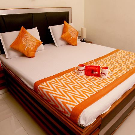 Oyo 2054 New Hotel Broadway Bénarès Extérieur photo