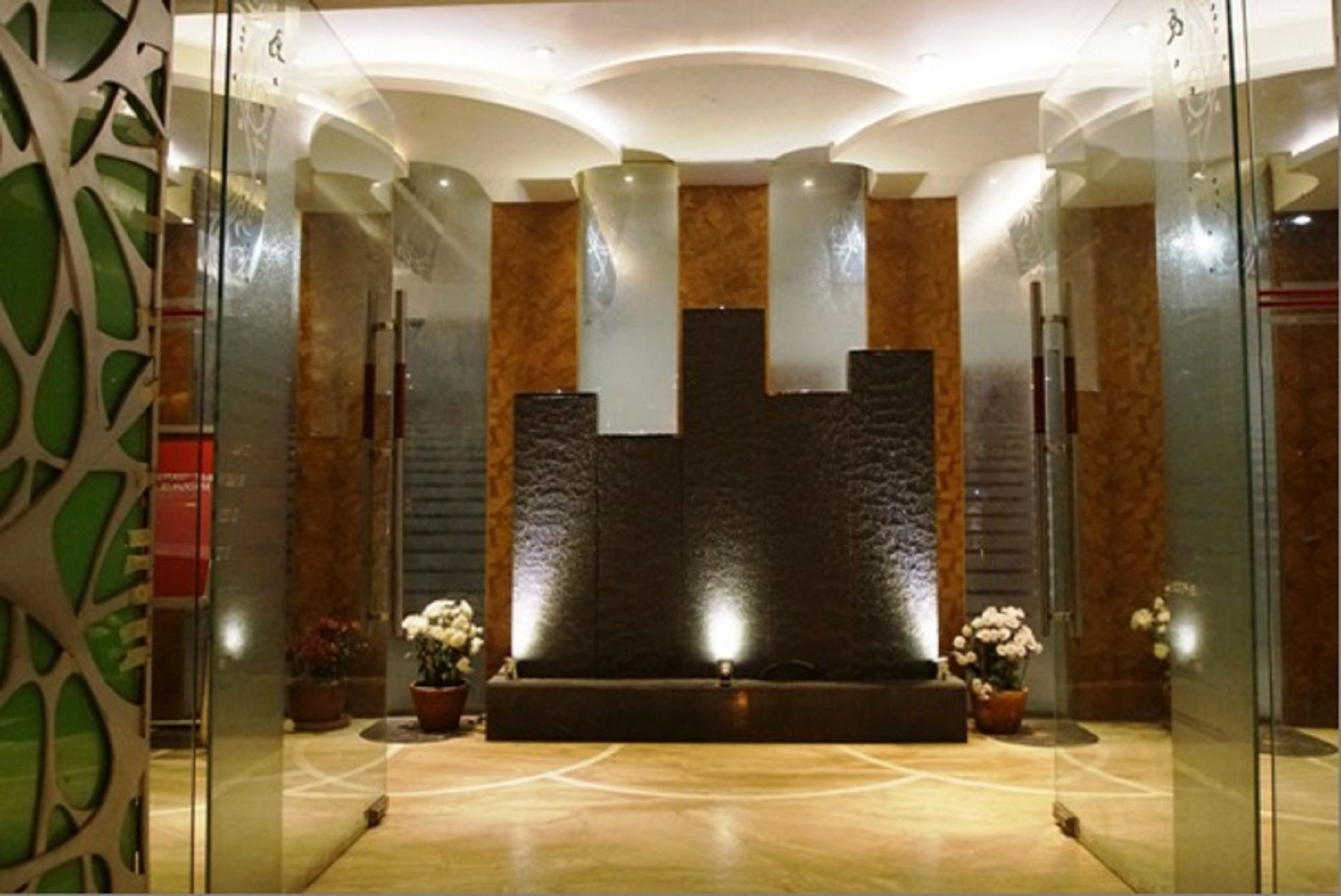 Oyo 2054 New Hotel Broadway Bénarès Extérieur photo