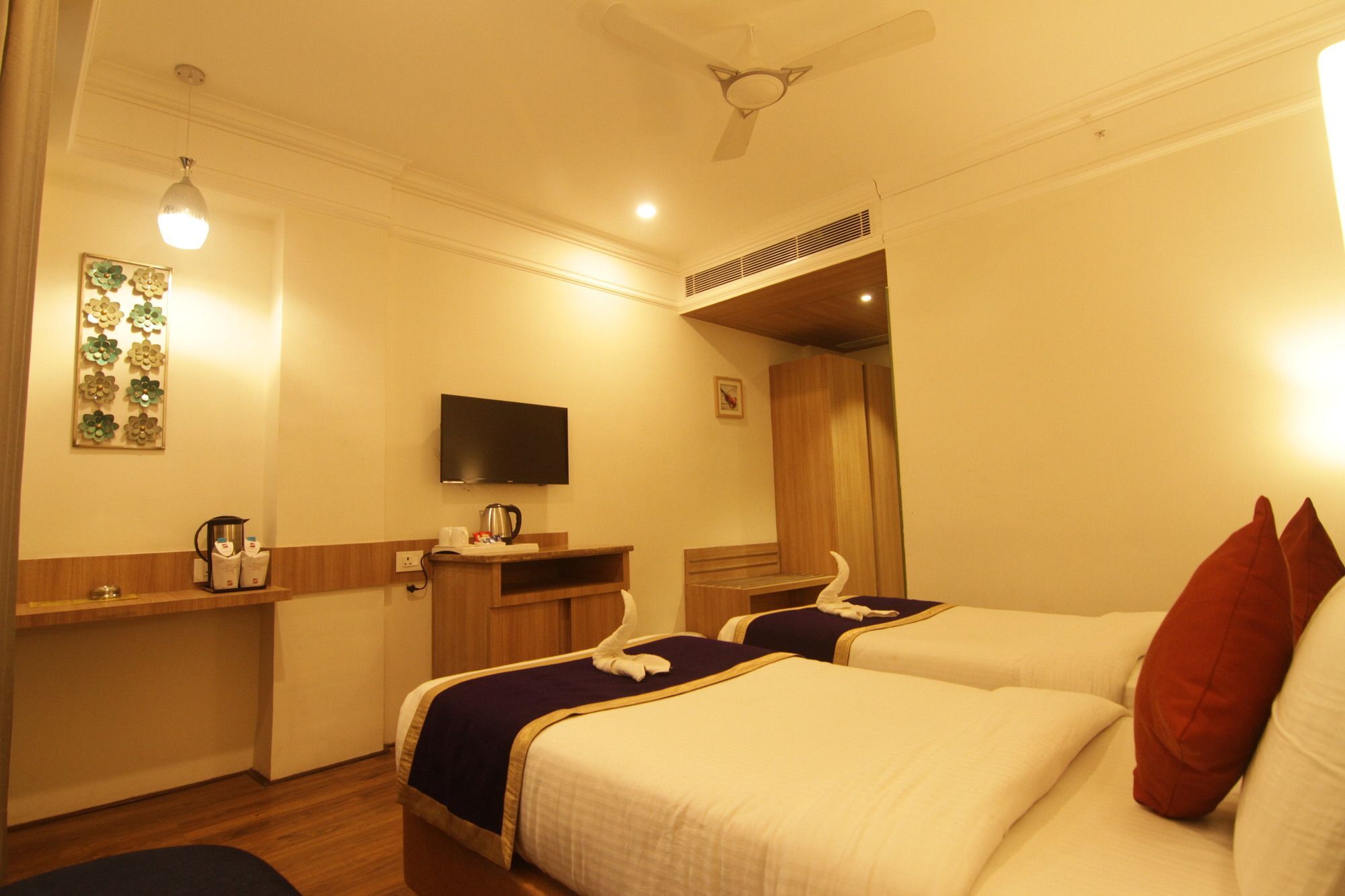 Oyo 2054 New Hotel Broadway Bénarès Extérieur photo