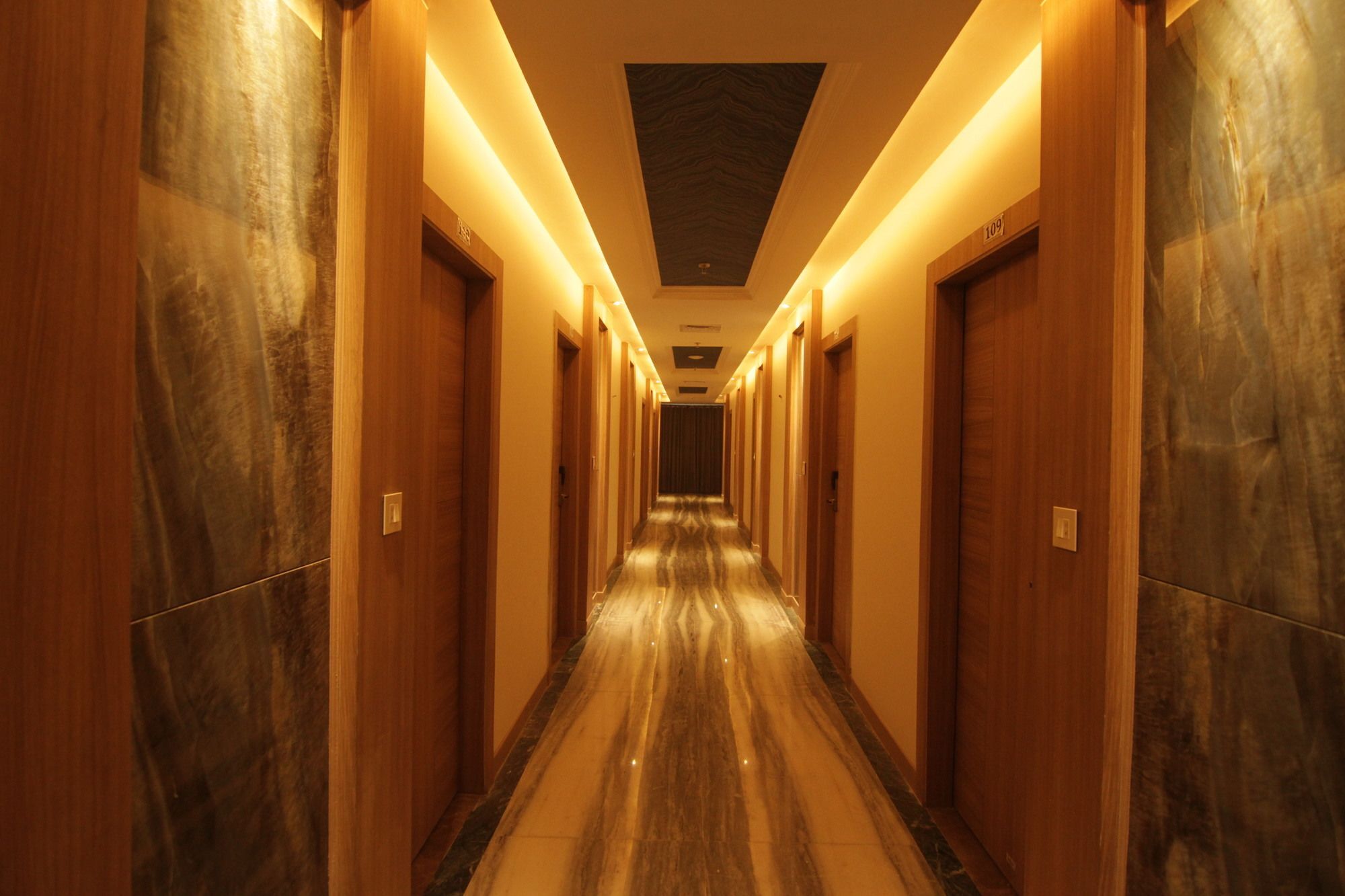Oyo 2054 New Hotel Broadway Bénarès Extérieur photo